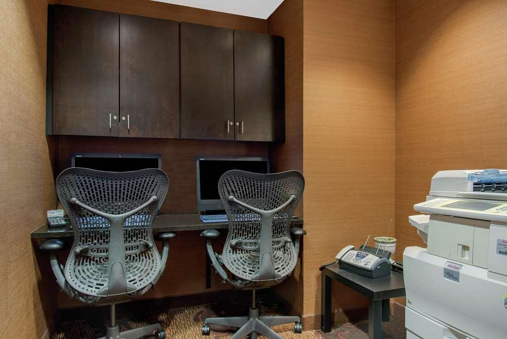 Hilton Garden Inn Portland Airport Konforlar fotoğraf