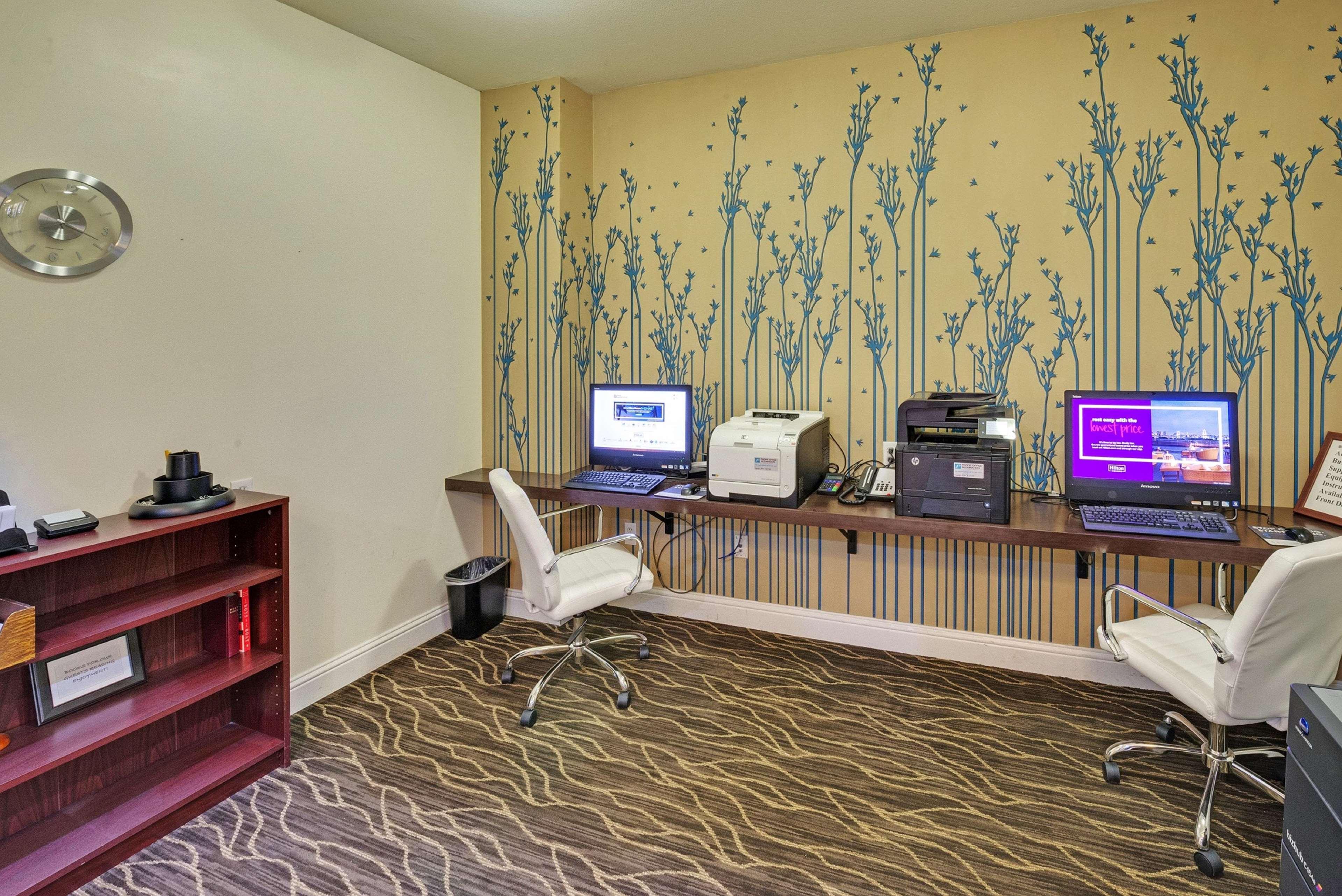 Hilton Garden Inn Portland Airport Dış mekan fotoğraf