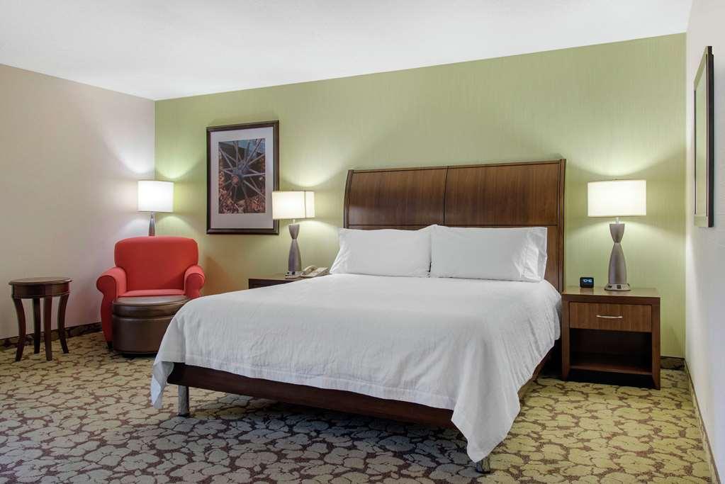 Hilton Garden Inn Portland Airport Oda fotoğraf