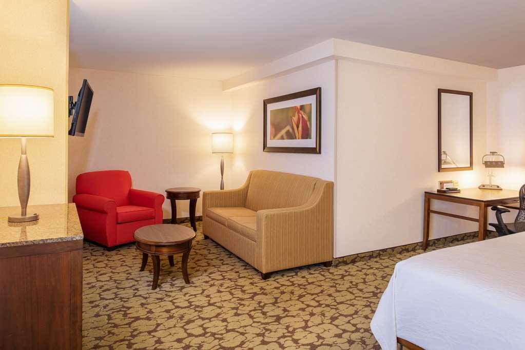 Hilton Garden Inn Portland Airport Oda fotoğraf