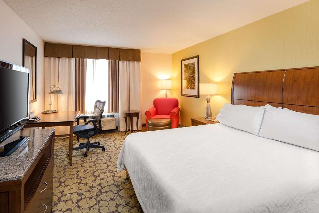 Hilton Garden Inn Portland Airport Oda fotoğraf